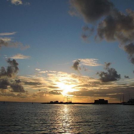 Paphos Love Nest Apartment Ruang foto