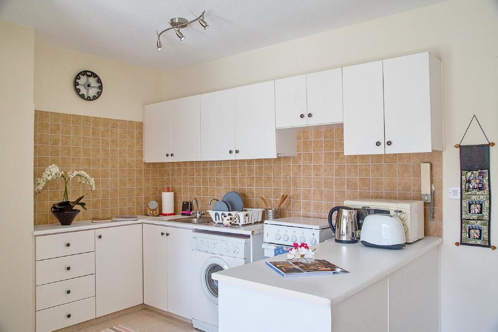Paphos Love Nest Apartment Ruang foto