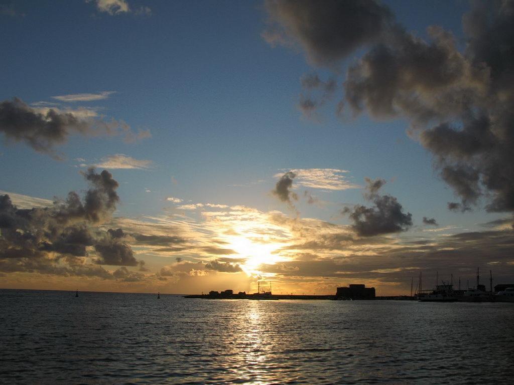 Paphos Love Nest Apartment Ruang foto